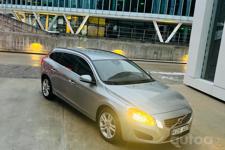 Volvo V60 1 generation wagon