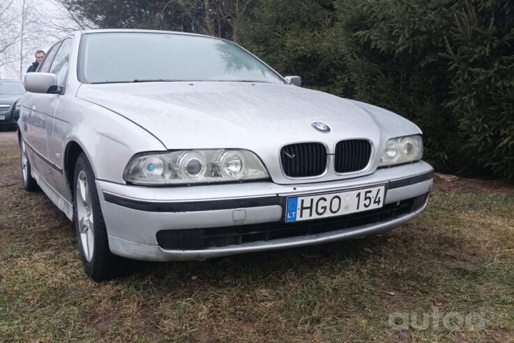 BMW 5 Series E39 Touring wagon
