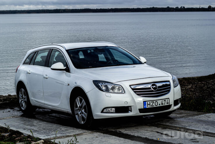 Opel Insignia A Sports Tourer wagon 5-doors