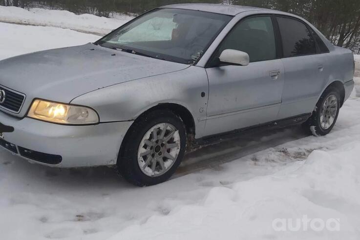 Audi A4 B5 [restyling] Sedan