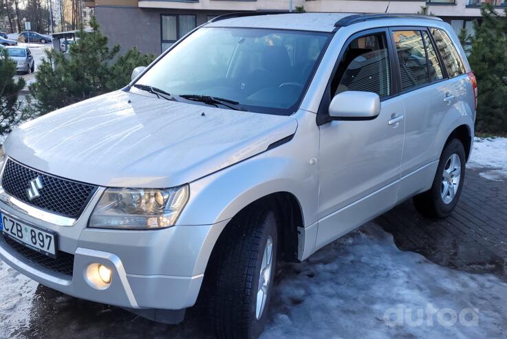 Suzuki Grand Vitara 2 generation Crossover 5-doors