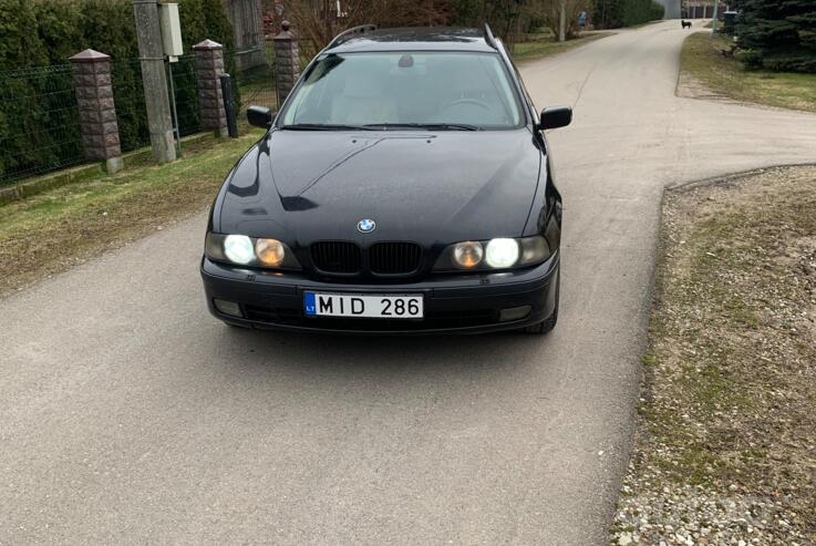 BMW 5 Series E39 Touring wagon