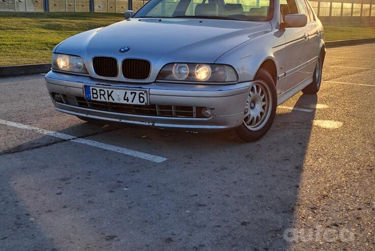 BMW 5 Series E39 Sedan 4-doors