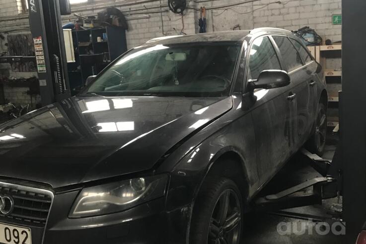 Audi A4 B8/8K wagon 5-doors