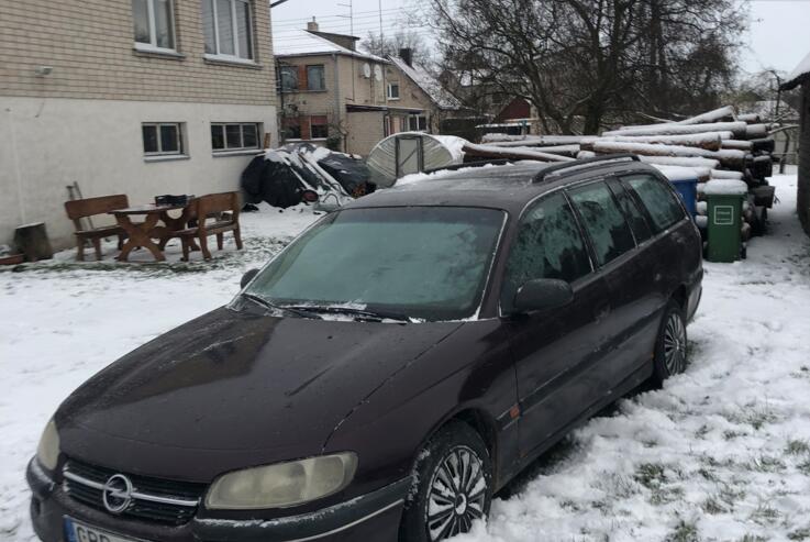 Opel Omega B wagon