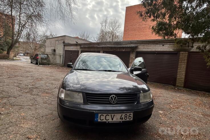 Volkswagen Passat B5 Sedan 4-doors