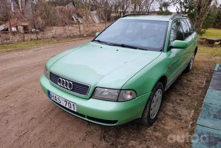Audi A4 B5 Avant wagon 5-doors