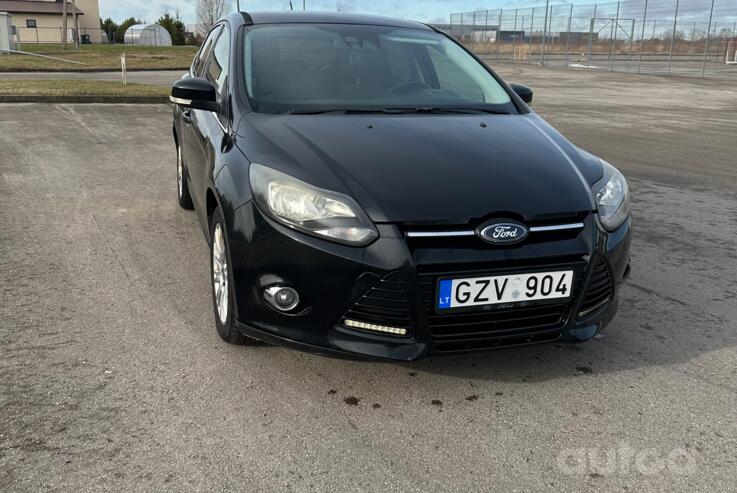 Ford Focus 3 generation Hatchback 5-doors