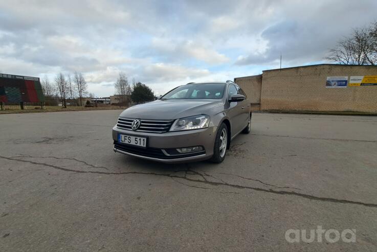 Volkswagen Passat B7 Variant wagon 5-doors
