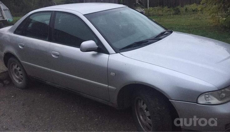 Audi A4 B5 [restyling] Sedan