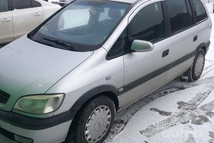 Opel Zafira A Minivan 5-doors