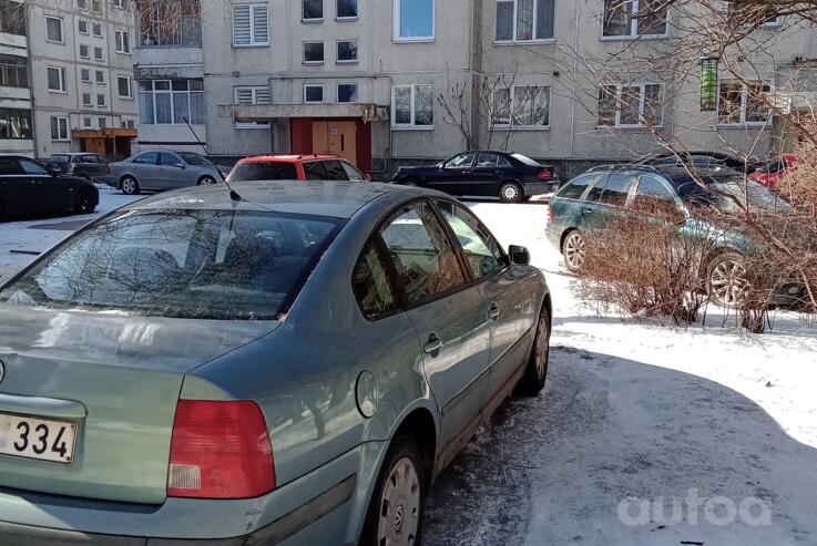 Volkswagen Passat B5 Sedan 4-doors