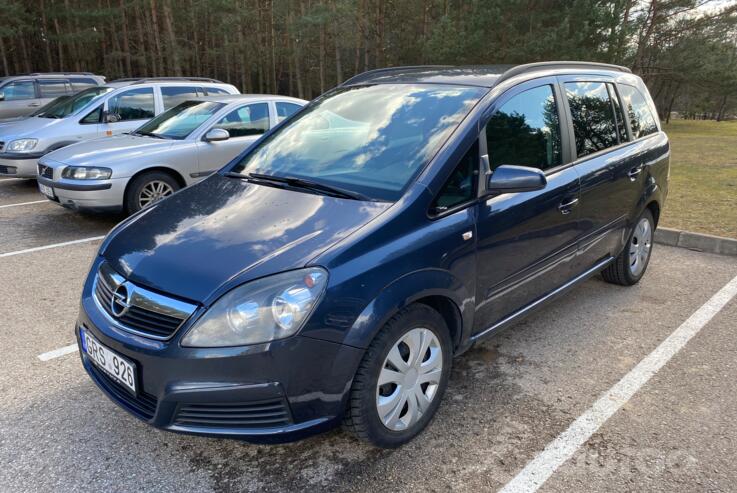 Opel Zafira B Minivan 5-doors
