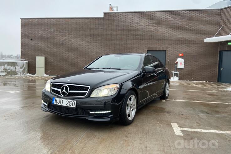 Mercedes-Benz C-Class W204/S204 Sedan