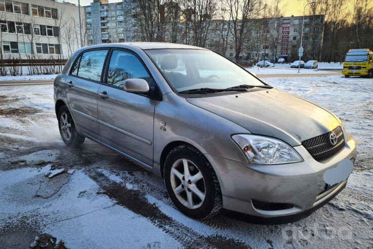 Toyota Corolla E120 Hatchback 5-doors