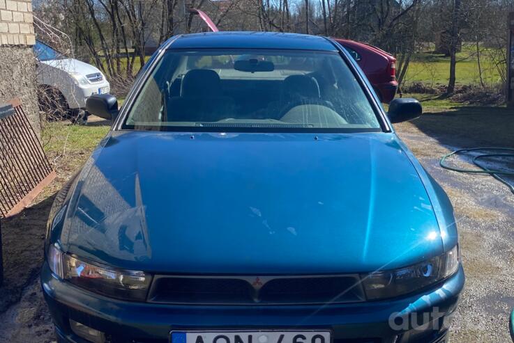 Mitsubishi Galant 8 generation Sedan