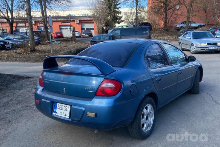 Chrysler Neon 2 generation Sedan