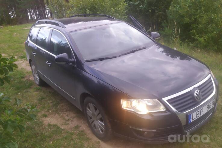 Volkswagen Passat B6 wagon 5-doors