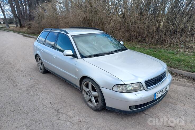 Audi A4 B5 Avant wagon 5-doors