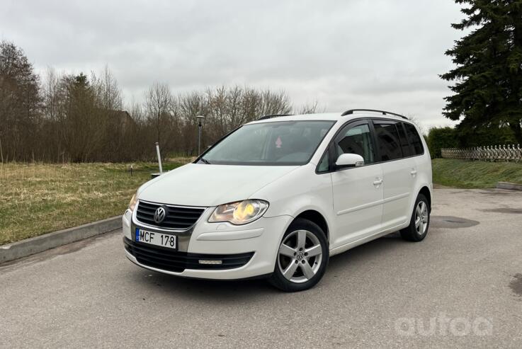 Volkswagen Touran 1 generation [restyling] Minivan 5-doors