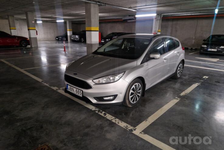 Ford Focus 3 generation [restyling] Hatchback 5-doors