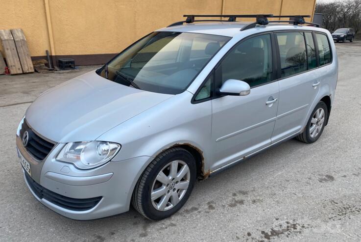 Volkswagen Touran 1 generation [restyling] Minivan 5-doors