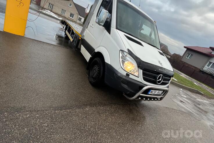 Mercedes-Benz Sprinter Second generation