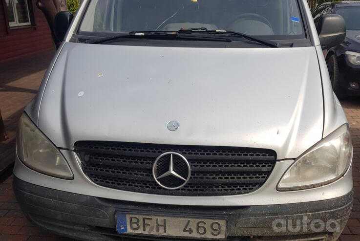 Mercedes-Benz Vito W639 Minivan 4-doors