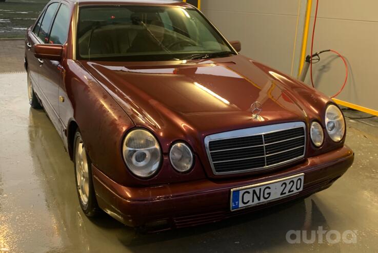 Mercedes-Benz E-Class W210 Sedan
