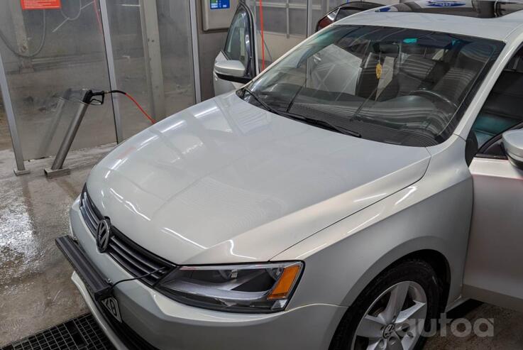 Volkswagen Jetta 6 generation Sedan