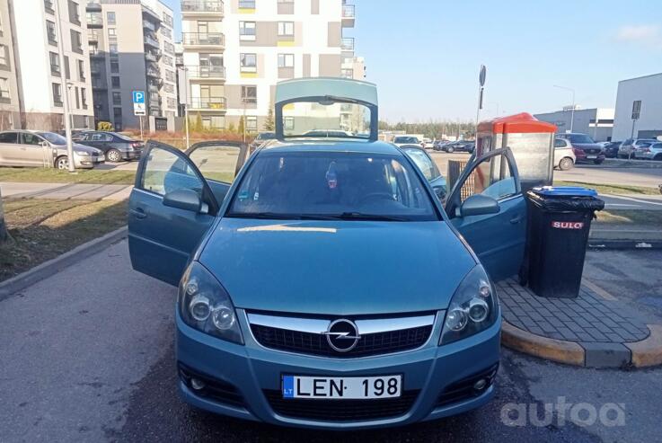Opel Vectra C [restyling] GTS hatchback 5-doors