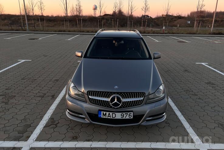 Mercedes-Benz C-Class W204/S204/C204 [restyling] wagon 5-doors