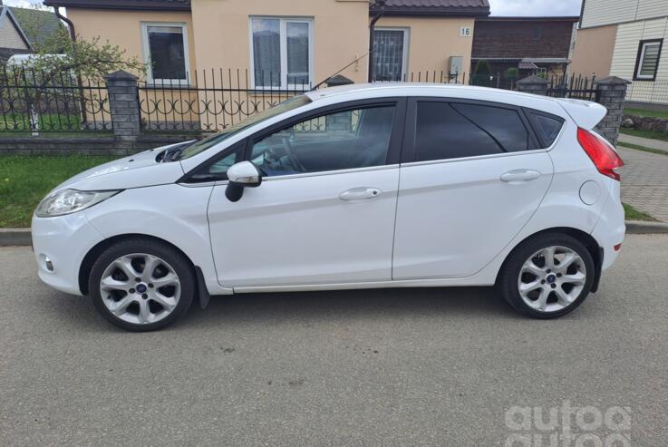 Ford Fiesta 6 generation Hatchback 5-doors