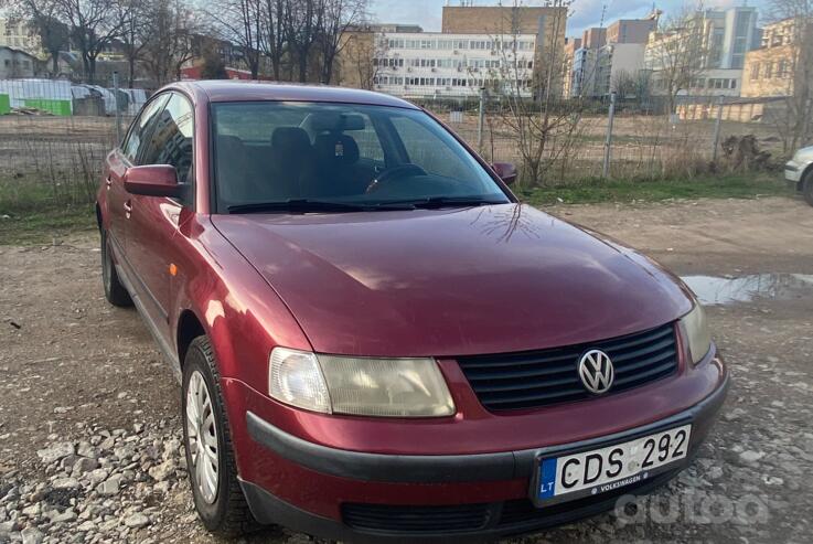 Volkswagen Passat B5 Sedan 4-doors