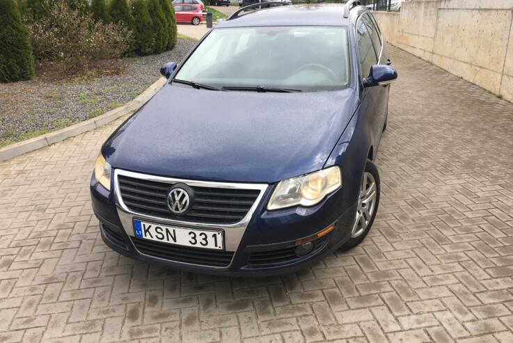 Volkswagen Passat B6 wagon 5-doors