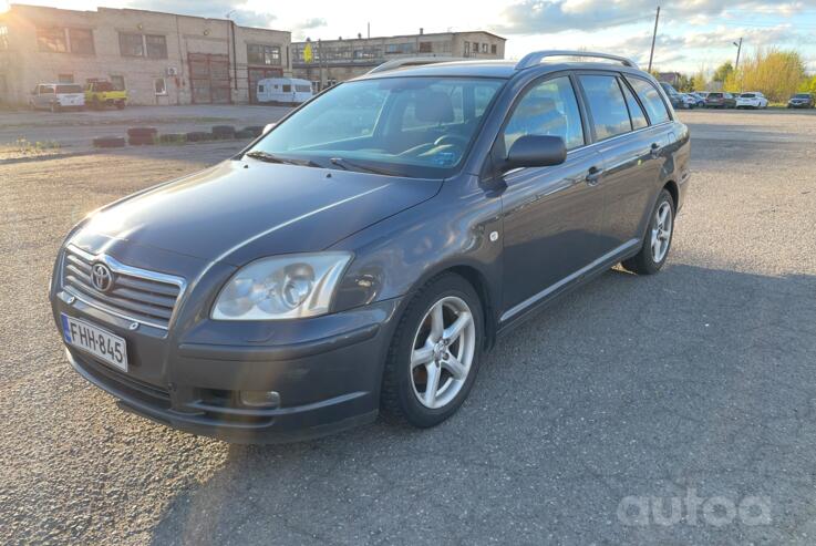 Toyota Avensis 2 generation wagon