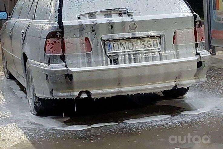 BMW 5 Series E39 Touring wagon