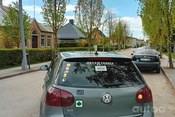 Volkswagen Golf 5 generation Hatchback 5-doors