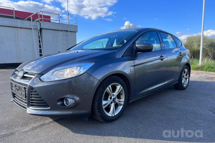 Ford Focus 3 generation Hatchback 5-doors
