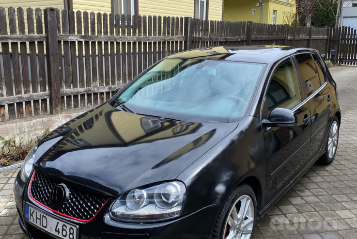 Volkswagen Golf 5 generation Hatchback 5-doors