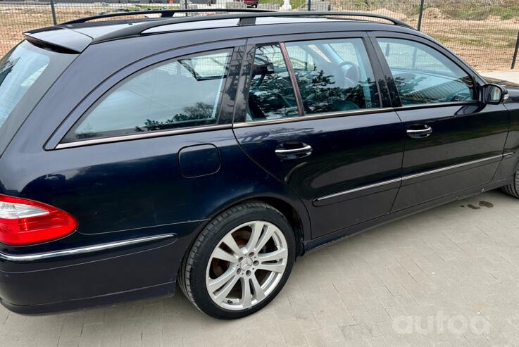 Mercedes-Benz E-Class W211/S211 wagon 5-doors