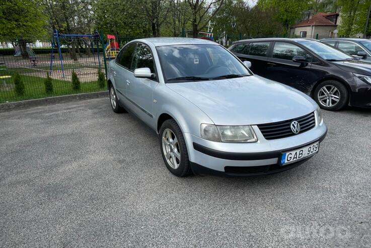 Volkswagen Passat B5 Sedan 4-doors