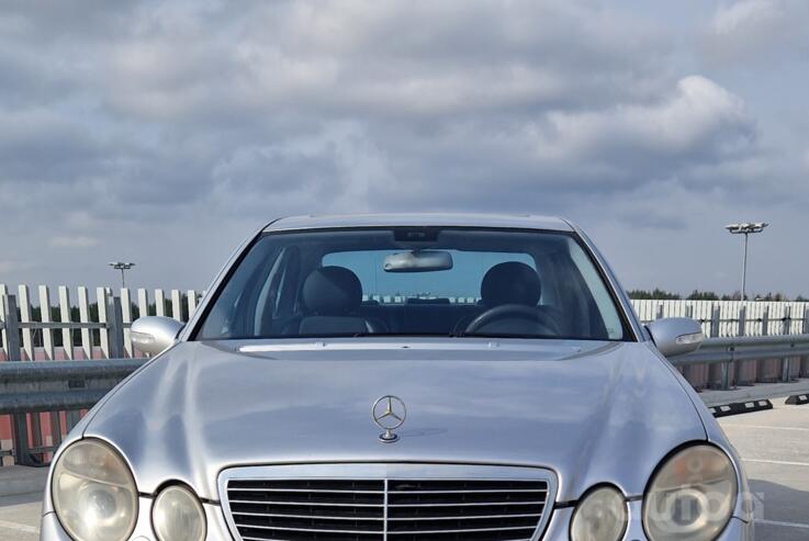 Mercedes-Benz E-Class W211 Sedan