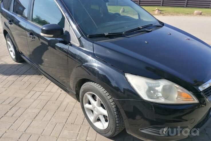 Ford Focus 3 generation wagon 5-doors