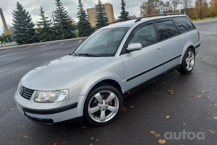 Volkswagen Passat B5 Sedan 4-doors