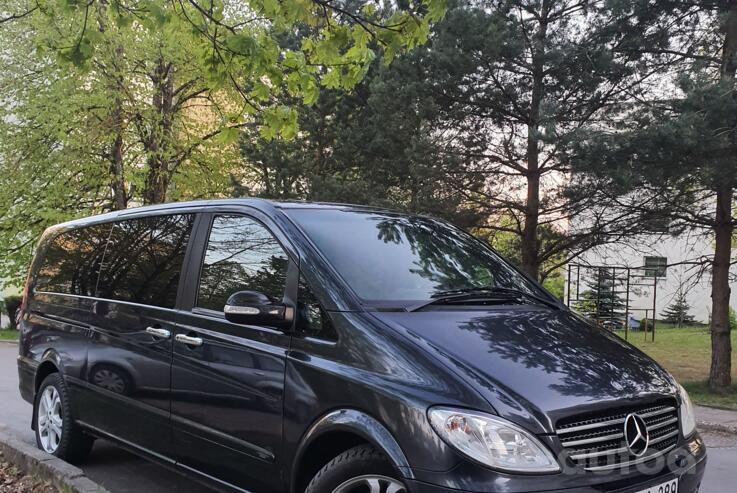 Mercedes-Benz Viano W639 Minivan