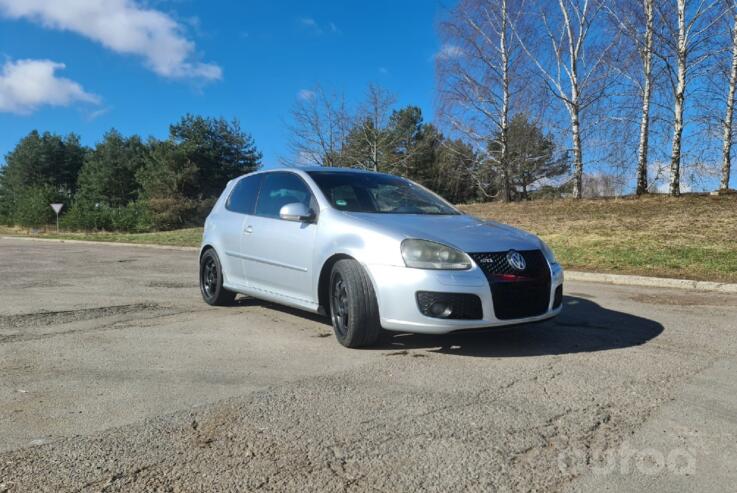 Volkswagen Golf GTI 5 generation