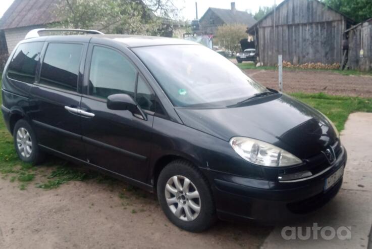 Peugeot 807 1 generation Minivan
