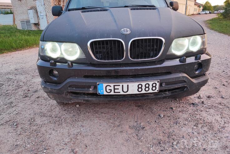 BMW X5 E53 Crossover