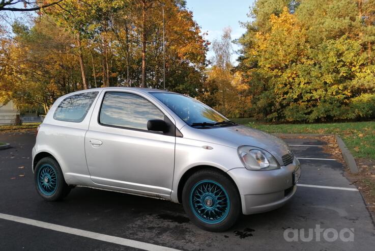 Toyota Yaris P1 Hatchback 3-doors